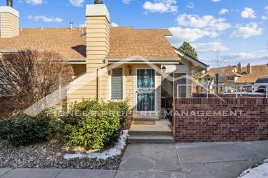 Main picture of 2179 S Scranton Way