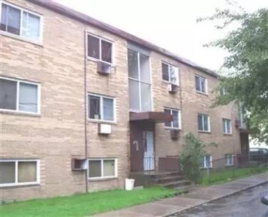 Main picture of 7919 Lake Ave