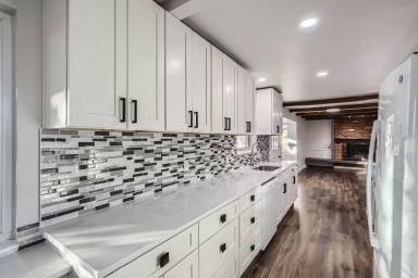 Main picture of 7055 S Costilla St