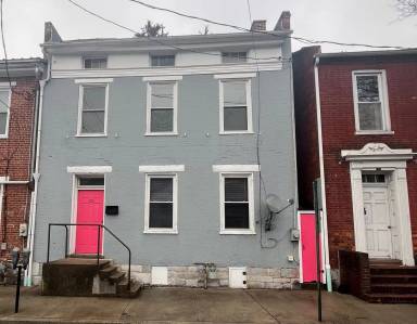 Main picture of 23 N Earl St