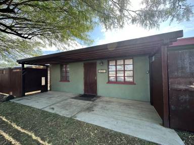 Main picture of 2208 N Rita Ave