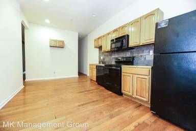 Main picture of 2252 N Park Ave