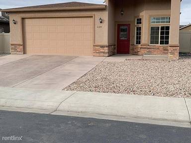 Main picture of 429 29 1/2 Rd