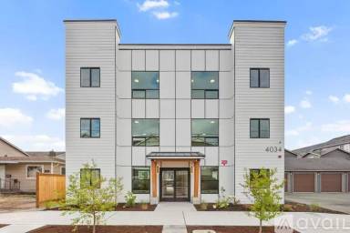 Main picture of 4030 S Puget Sound Ave