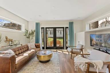 Main picture of 5608 39th St NW