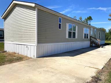 Main picture of 106 Dennis Ln