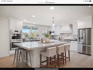 Main picture of 3301 Knollridge Dr