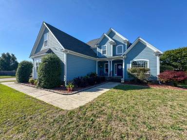 Main picture of 5905 Gentleman Dr