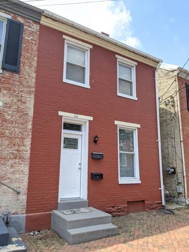 Main picture of 322 E Patrick St