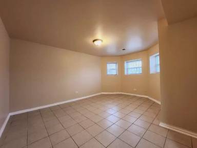 Main picture of 5113 S Indiana Ave