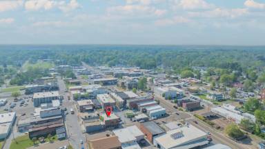 Main picture of 39 S Jackson Ave