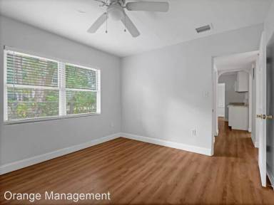 Main picture of 44 N Glenwood Ave