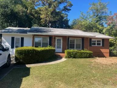 Main picture of 202 Meadowridge Dr