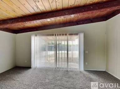 Main picture of 20351 Schoenborn St