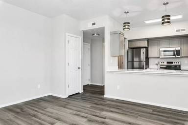 Main picture of SouthRidge Apartments