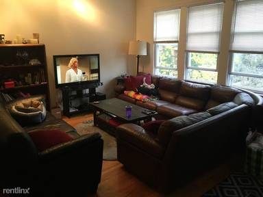 Main picture of 1738 W Altgeld St