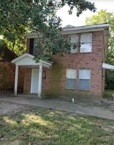 Main picture of 329 Modder Ave