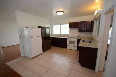 Main picture of 2637 Puunui Ave