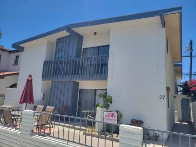 Main picture of 37 Covina Ave