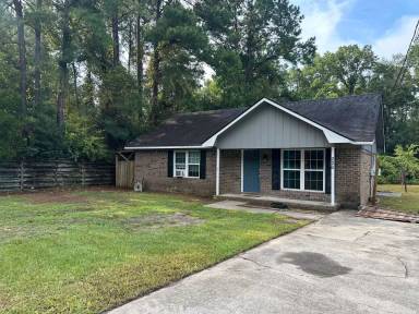 Main picture of 226 Sequoia Cir