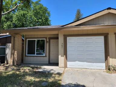 Main picture of 7441 Willowcreek Dr