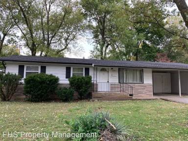Main picture of 1319 S Meadowview Ave