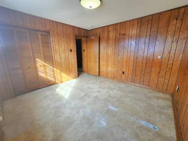 Main picture of 105 Fletcher St