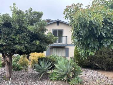 Main picture of 1380 Hygeia Ave