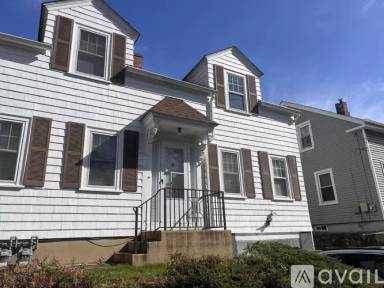 Main picture of 12 Glenbridge Ave