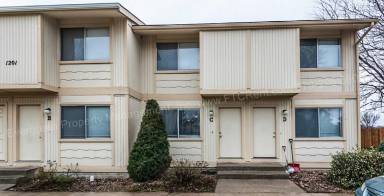 Main picture of 1201 Pomona St