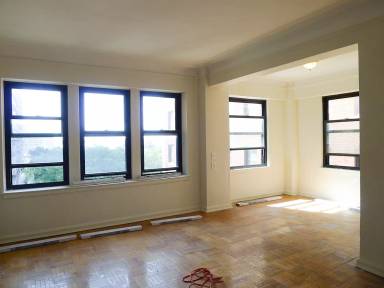 Main picture of 8925 E Jefferson Ave