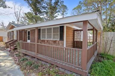 Main picture of 5410 Rollin Rd
