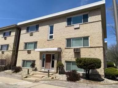Main picture of 2800 Burr Oak Ave