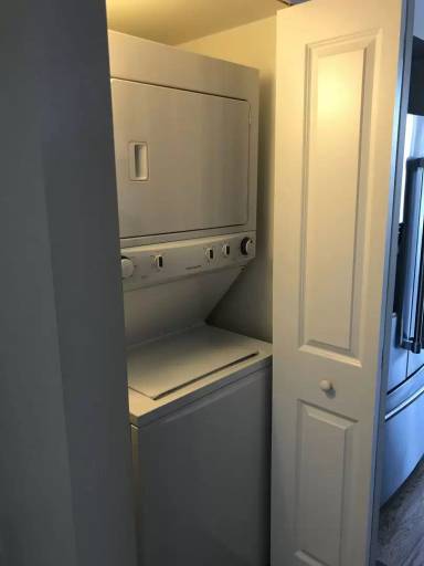 Main picture of 1739 W 18th St
