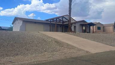 Main picture of 1695 Willow Ave