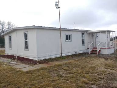 Main picture of 15892 Sunbeam St