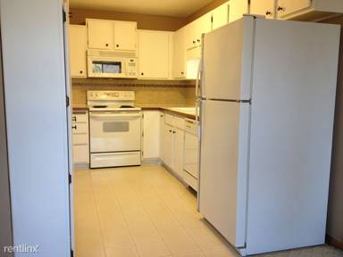 Main picture of 7401 W 101st St
