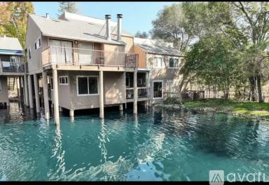 Main picture of 8044 Arcade Lake Ln