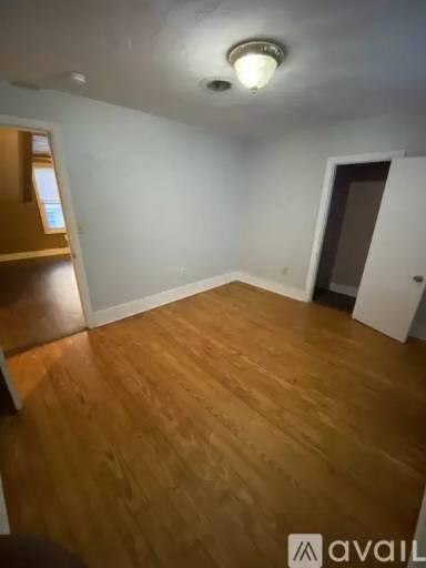 Main picture of 124 East St