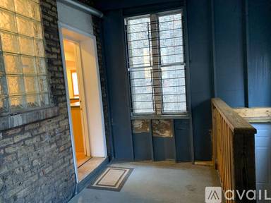 Main picture of 2701 N Saint Louis Ave