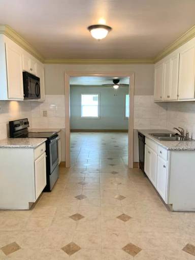 Main picture of 5255 Astoria Dr