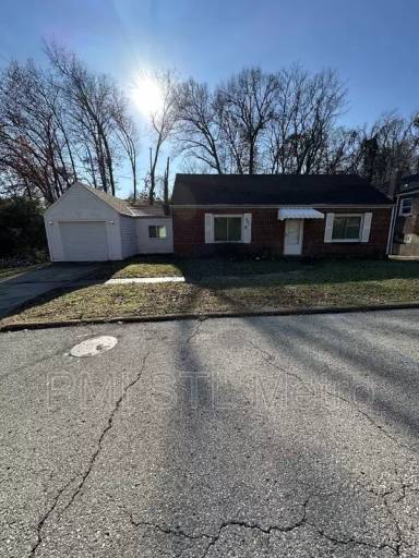 Main picture of 6910 Roland Blvd