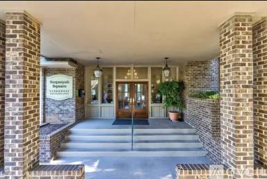 Main picture of Sequoyah Square Condo