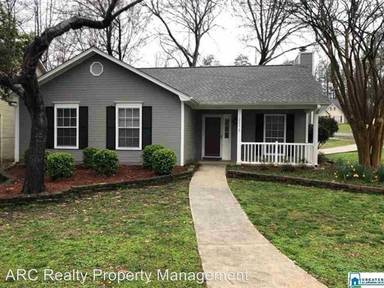 Main picture of 2800 Saint Patrick Pl N