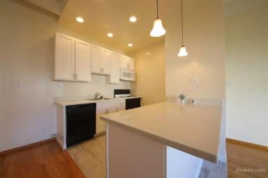 Main picture of 300 BUCHANAN Apartments