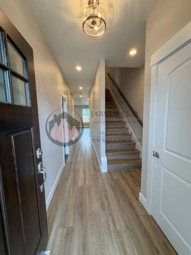 Main picture of 1329 Oppek St NE