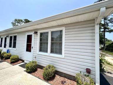 Main picture of 702 63rd Ave N