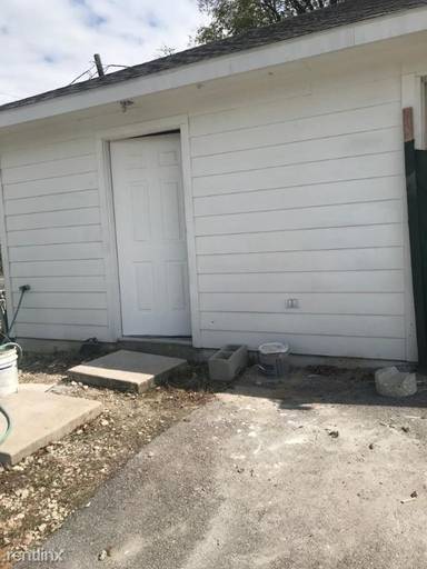 Main picture of 15916 1st St