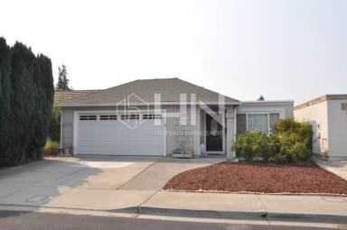 Main picture of 2150 Goldcrest Cir