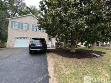 Main picture of 8428 Reflection Ln